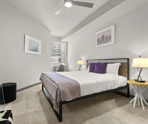 Photo 2 - CozySuites at Downtown Phoenix
