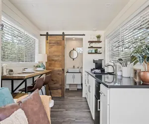Photo 2 - New The Desert Escape-cozy Container Home