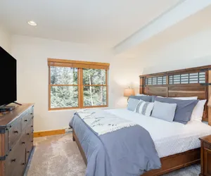Photo 4 - Bear Creek Lodge 303 3 Bedroom Condo by Alpine Lodging Telluride