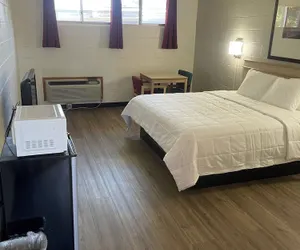 Photo 5 - Georgianna Motel