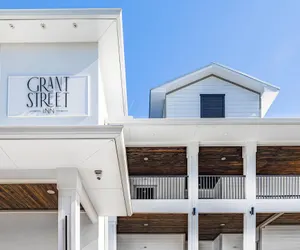 Photo 2 - Grant Street Inn, an Ascend Collection Hotel