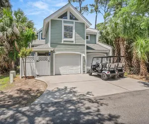 Photo 2 - 389 Wahoo Dr