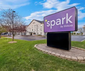 Photo 2 - Spark by Hilton Merrillville