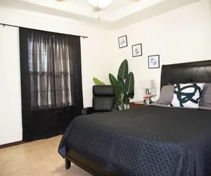 Photo 4 - 2BD 2BT Apartment 1 Min to University Utrgv