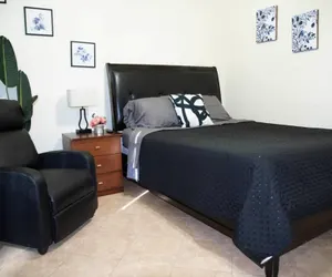 Photo 2 - 2BD 2BT Apartment 1 Min to University Utrgv