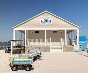 Photo 3 - Blufin Bungalows & Marina