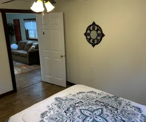Photo 4 - Dragonfly Meadows Guesthouse
