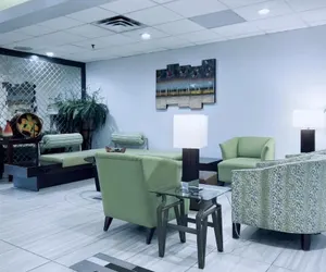 Photo 3 - Indy Hotel