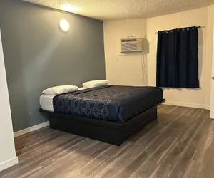 Photo 5 - Budget Inn Hollywood