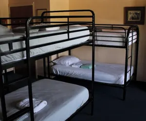 Photo 4 - Ashland Commons Hostel