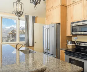 Photo 5 - Blue Mesa Lodge 40B by Avantstay Ski In/ Ski Out Unit w/ Balcony!