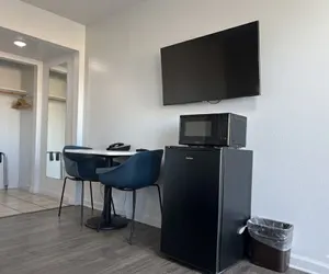 Photo 4 - Motel 6 Selma, CA