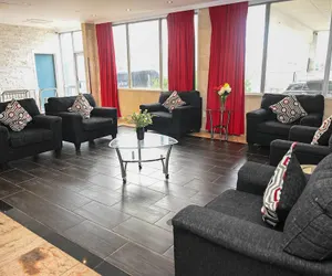 Photo 3 - Ramada by Wyndham North Bergen