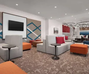 Photo 4 - Hilton Garden Inn Denver Airport Tower Road
