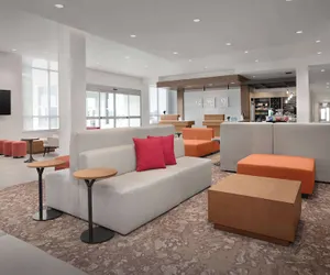 Photo 3 - Hilton Garden Inn Denver Airport Tower Road