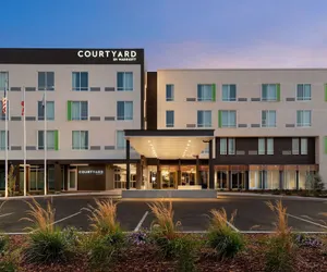 Photo 2 - Courtyard by Marriott Cleveland TN