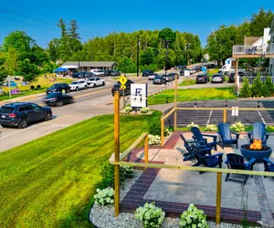 Photo 2 - Fresh Coast Motel