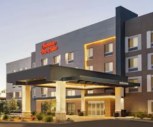 Photo 2 - Hampton Inn & Suites Oroville