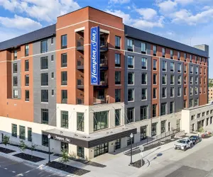 Photo 2 - Hampton Inn by Hilton Omaha UN Medical Center Area