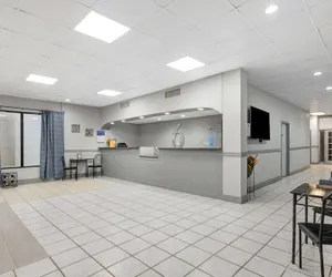 Photo 3 - Motel 6 Chickasha, Ok