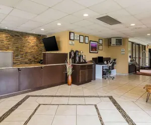 Photo 3 - Pocono Inn & Banquet