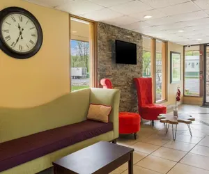 Photo 4 - Pocono Inn & Banquet