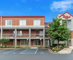 Photo 2 - Red Roof Inn Auburn Hills