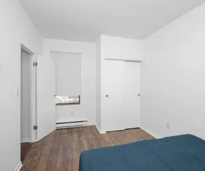 Photo 5 - Northside Suite 4