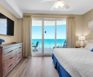 Photo 5 - Twin Palms 1401