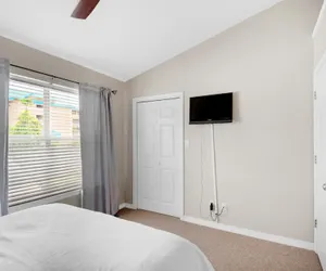 Photo 3 - Gulf Walk 606