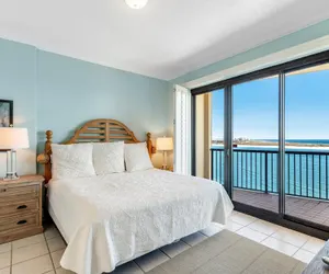Photo 3 - Grand Pointe 702