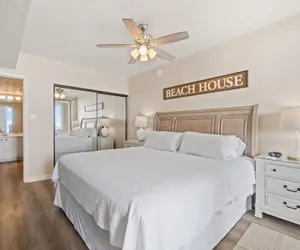 Photo 5 - Romar Place 1002