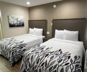 Photo 5 - Red Roof Inn Haltom City