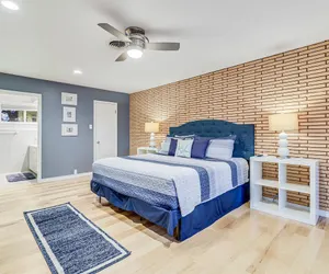 Photo 4 - Whispering Breezes At Windy Hill 4 Bedroom Home by RedAwning