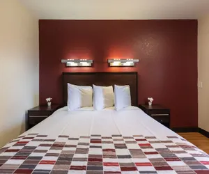 Photo 5 - Sacramento Inn & Suites