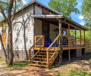 Photo 2 - Verbena Waterfront With Hot Tub