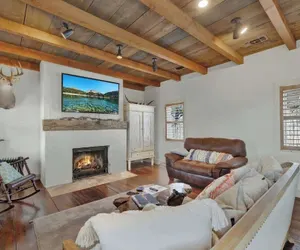 Photo 2 - Texas Two Step Guesthouse