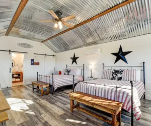 Photo 4 - Stargazing Retreat at Lone Star Cottage