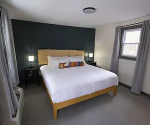Photo 3 - East Rock Inn
