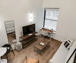 Photo 5 - Sosuite 1BR Loft w W/d, Gym, Lounge