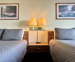 Photo 5 - Quilt Inn