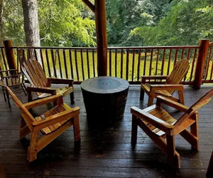 Photo 4 - The Lindsay Lodge & Restaurant