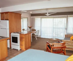 Photo 5 - Napili Village Hotel