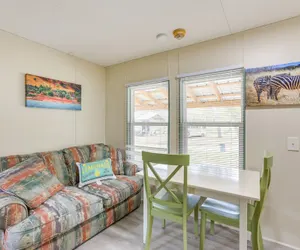 Photo 2 - Morriston Getaway w/ Patio - Near Hits Farm!