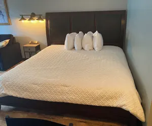 Photo 4 - Gold Suites Rentals