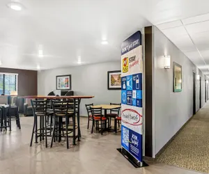 Photo 4 - My Place Hotel-Savannah Airport-Pooler