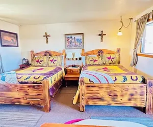 Photo 4 - The Yucca Motel and Cabins