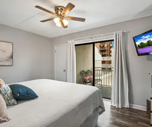 Photo 4 - Sugar Beach 228 2 Bedroom Condo by RedAwning