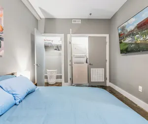 Photo 3 - The West End Flats