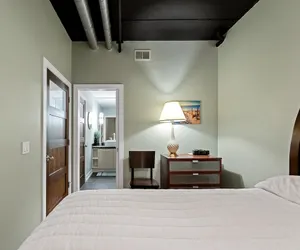 Photo 3 - Luxurious 2BDR Loft-Condo Grand Haven 12